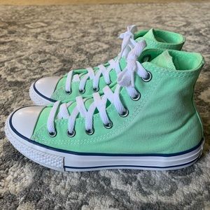 Girls Converse
